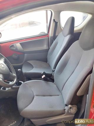 TOYOTA Aygo usata, con Bluetooth