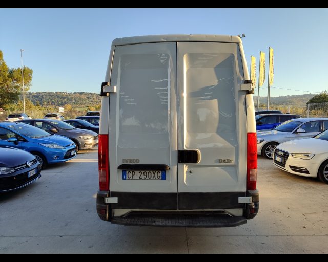 IVECO Daily usata 6