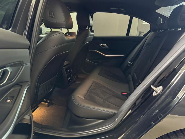 BMW 318 usata, con Controllo automatico clima