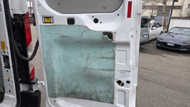 FORD Transit Custom usata, con Volante multifunzione