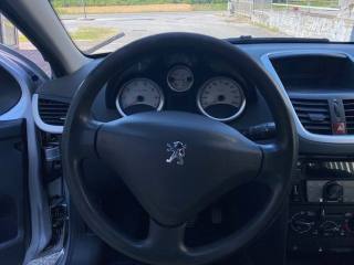 PEUGEOT 207 usata, con Autoradio