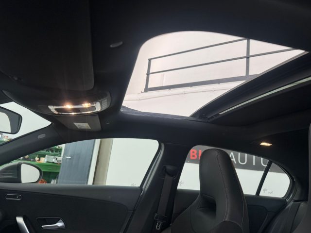 MERCEDES-BENZ A 200 usata, con Interni in pelle