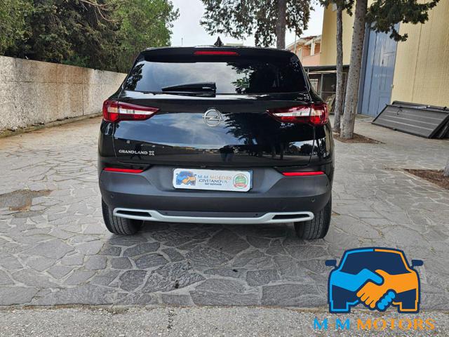OPEL Grandland X usata, con Airbag