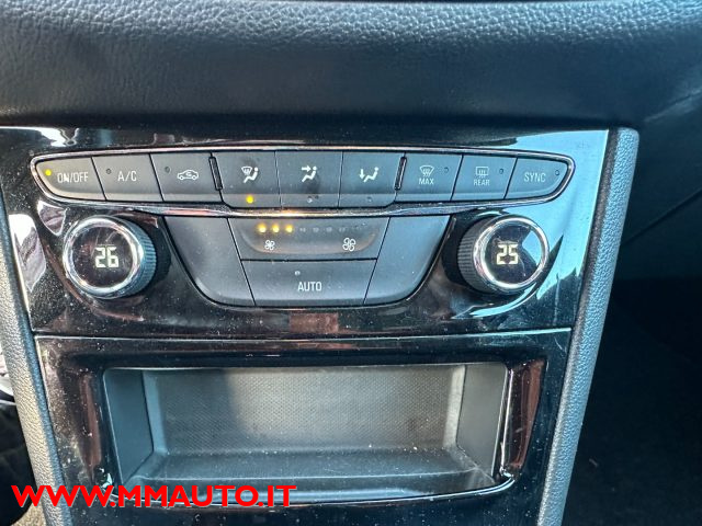 OPEL Astra usata, con Servosterzo