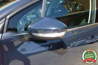 PEUGEOT 2008 usata, con Autoradio digitale