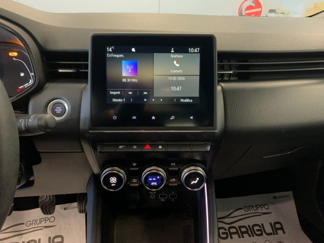 RENAULT Clio usata, con Controllo automatico clima