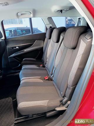 PEUGEOT 5008 usata, con Cruise Control