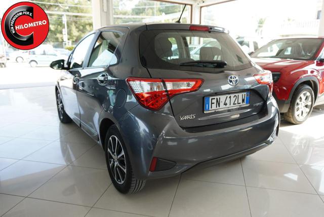 TOYOTA Yaris usata, con Autoradio