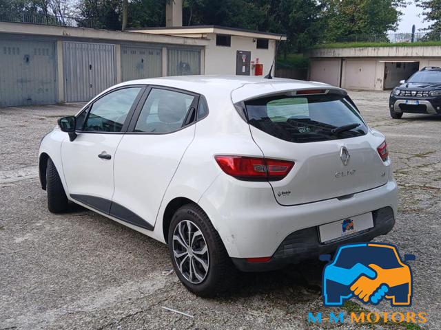 RENAULT Clio usata, con Autoradio