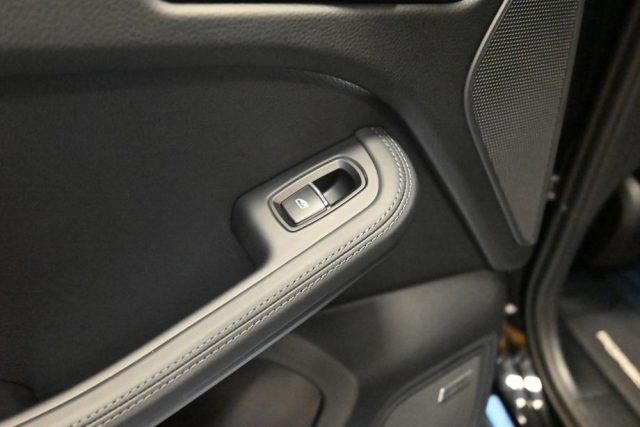 PORSCHE Macan usata 64