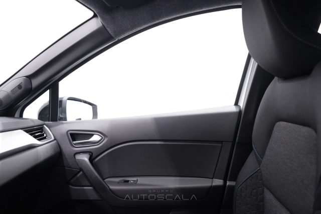 RENAULT Captur usata, con Sensori di parcheggio posteriori