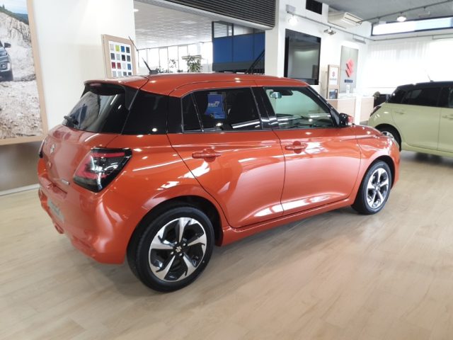 SUZUKI Swift usata, con Autoradio