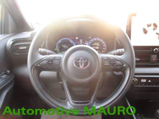 TOYOTA Yaris usata, con Servosterzo