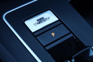 VOLKSWAGEN Golf usata, con Sensori di parcheggio anteriori