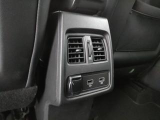 RENAULT Captur usata, con Volante in pelle