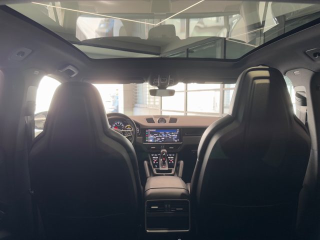 PORSCHE Cayenne usata, con Park Distance Control