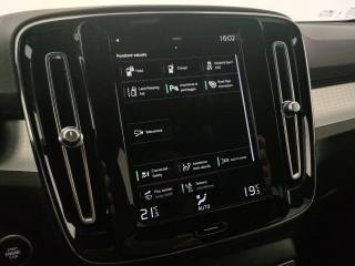 VOLVO XC40 usata, con Sistema di navigazione