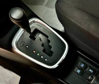 TOYOTA Yaris usata, con Volante in pelle