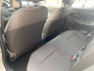 TOYOTA Yaris usata, con Touch screen