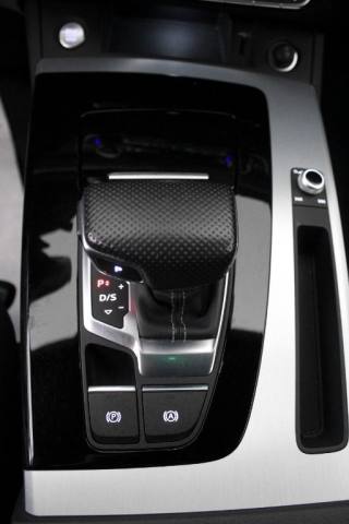 AUDI Q5 usata, con Autoradio