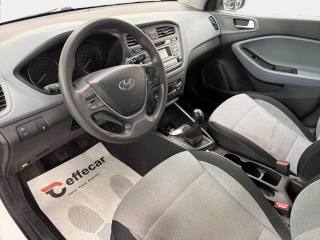 HYUNDAI i20 usata, con Autoradio