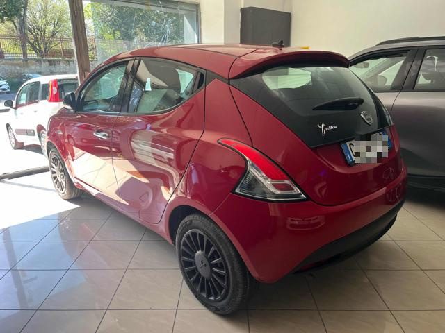 LANCIA Ypsilon usata, con Controllo trazione