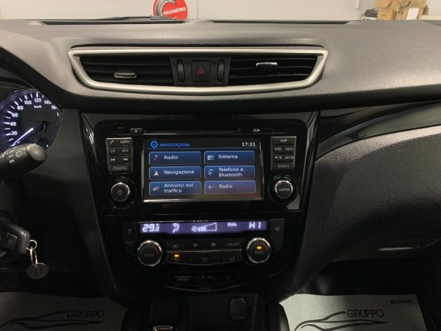NISSAN Qashqai usata, con Boardcomputer