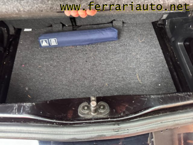 VOLKSWAGEN up! usata, con Park Distance Control