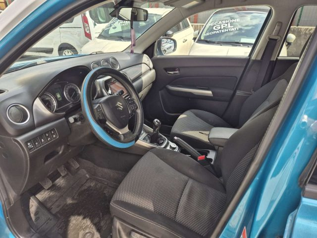 SUZUKI Vitara usata, con Autoradio