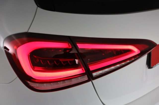 MERCEDES-BENZ A 180 usata 9