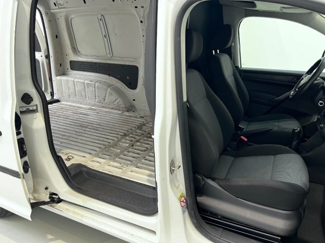 VOLKSWAGEN Caddy usata, con USB