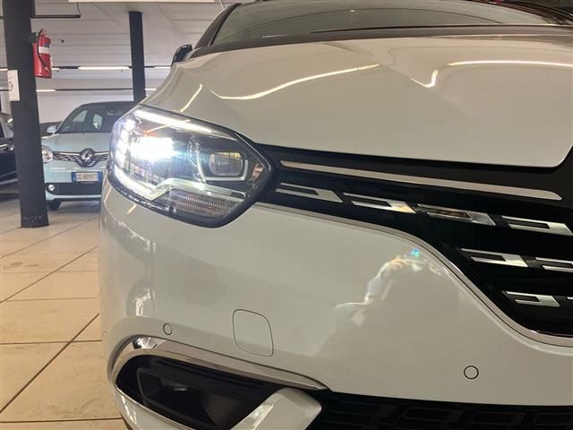 RENAULT Scenic usata, con Cerchi in lega