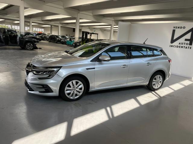 RENAULT Megane usata, con Alzacristalli elettrici