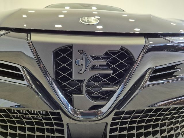 ALFA ROMEO Junior usata, con Freno di stazionamento elettrico