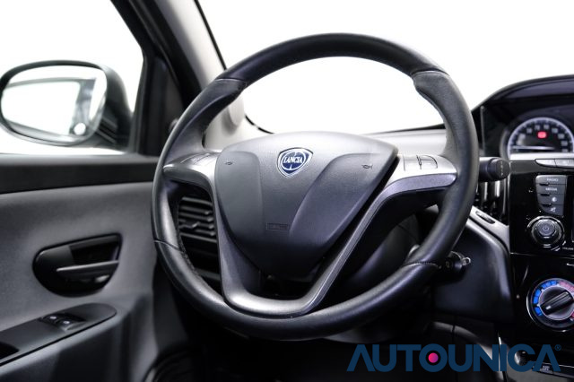 LANCIA Ypsilon usata 34