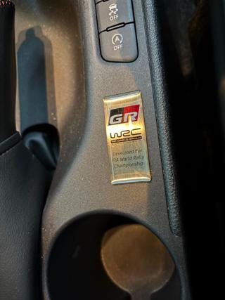 TOYOTA Yaris usata, con Volante multifunzione