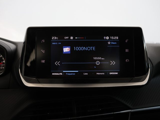 PEUGEOT 208 usata, con Autoradio digitale