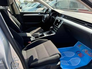 VOLKSWAGEN Passat Variant usata, con Boardcomputer