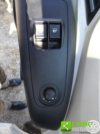 PEUGEOT Boxer usata, con Autoradio digitale