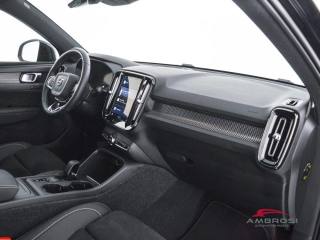 VOLVO XC40 usata 11
