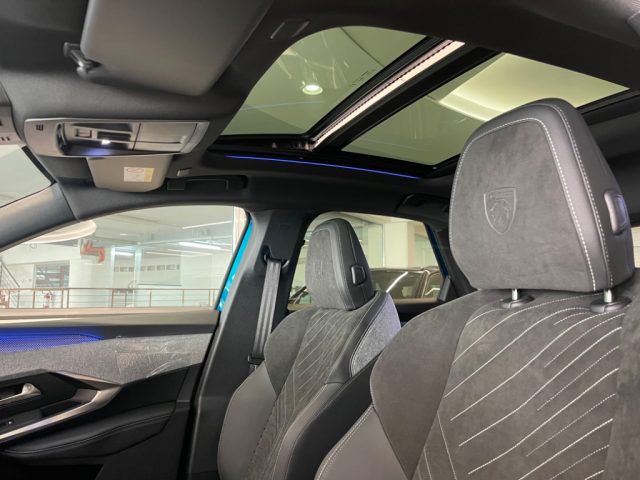 PEUGEOT 3008 usata, con Volante in pelle