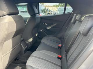 PEUGEOT 2008 usata, con Airbag