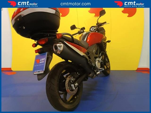 SUZUKI V-Strom 650 usata 3