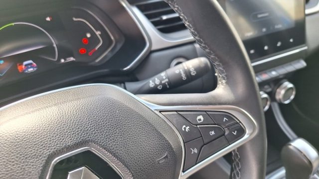 RENAULT Captur usata, con Controllo elettronico della corsia