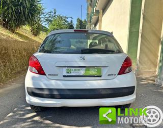 PEUGEOT 207 usata, con Sedile posteriore sdoppiato