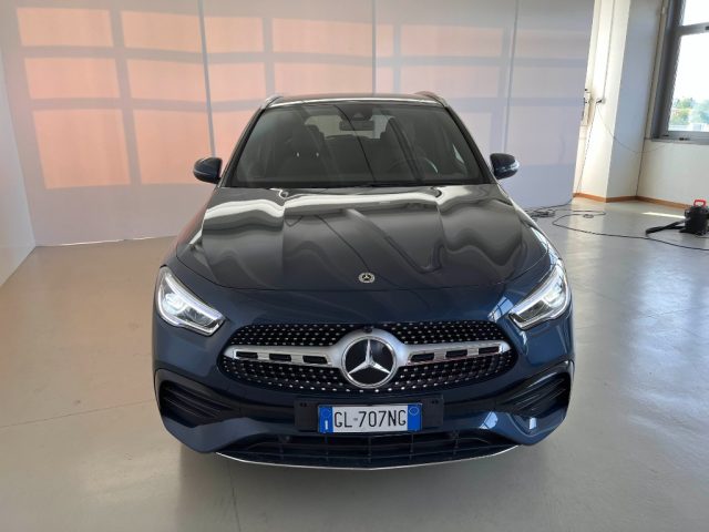 MERCEDES-BENZ GLA 250 usata, con Airbag