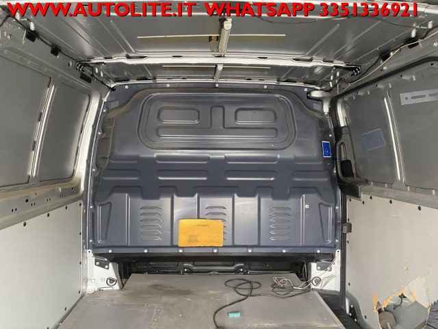 MERCEDES-BENZ Vito usata 17