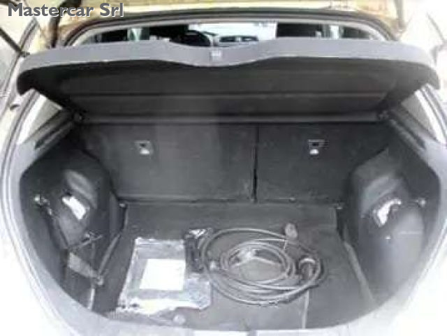 NISSAN Leaf usata, con Servosterzo