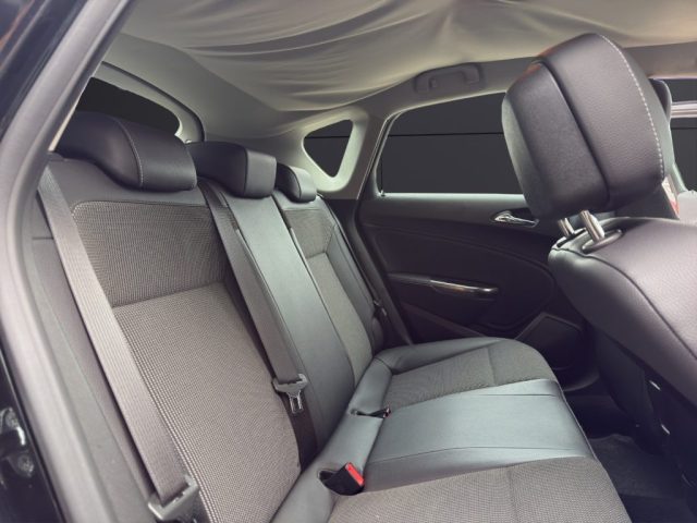 OPEL Astra usata, con Sensore di pioggia