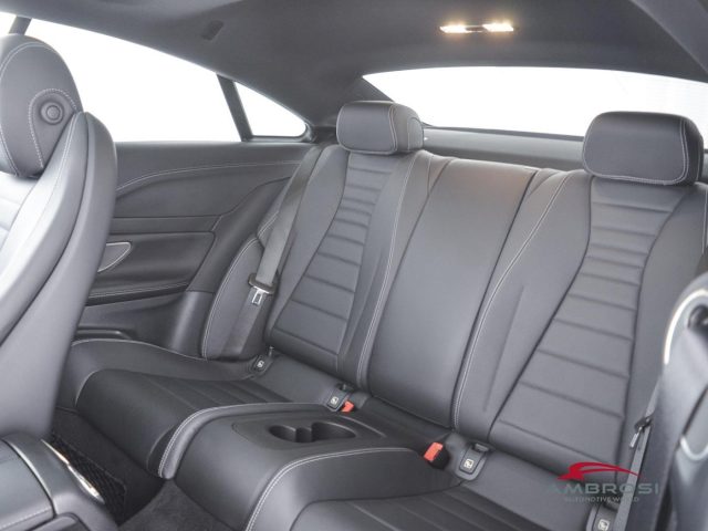 MERCEDES-BENZ CLA usata 9